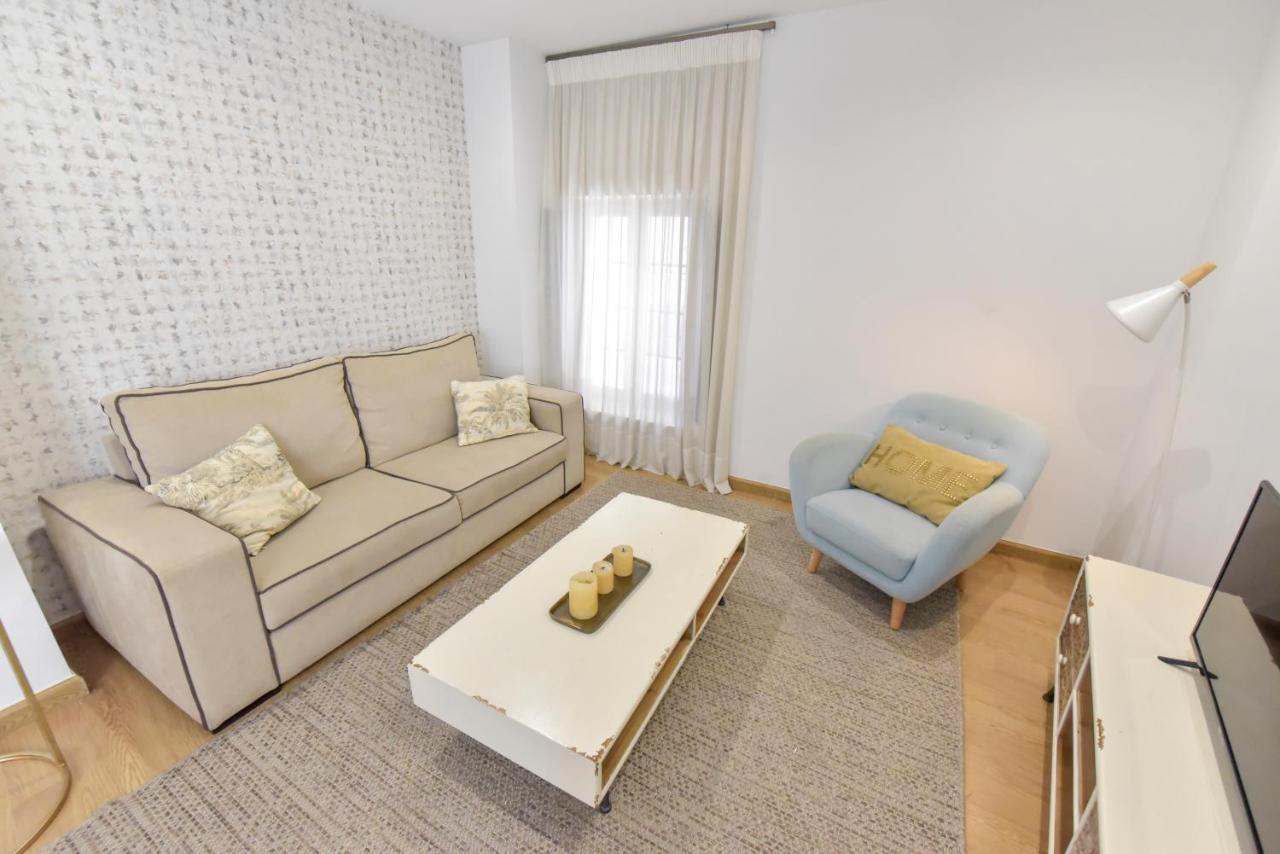 New! Retro Apartment In Central Neighbourhood Sevilla Bagian luar foto